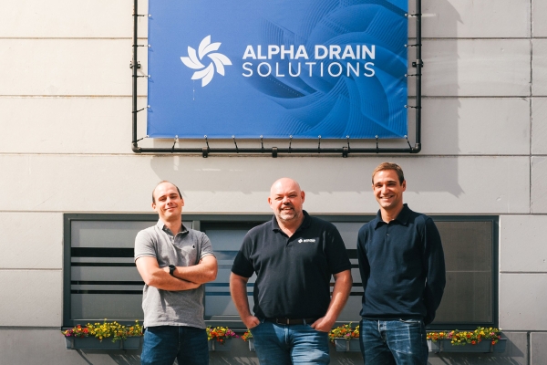 alphadrainalg3pers.jpg