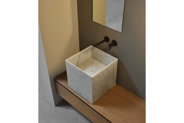 antoniolupinabatei40carrara.jpg