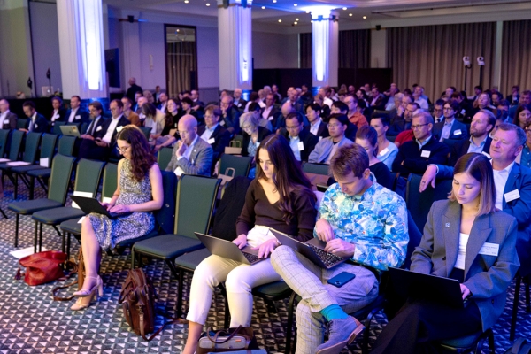 ehpaforum241.jpg
