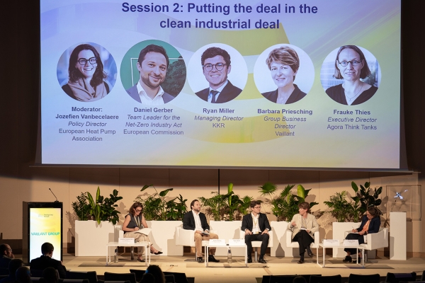 ehpaforum25sfeer6.jpg