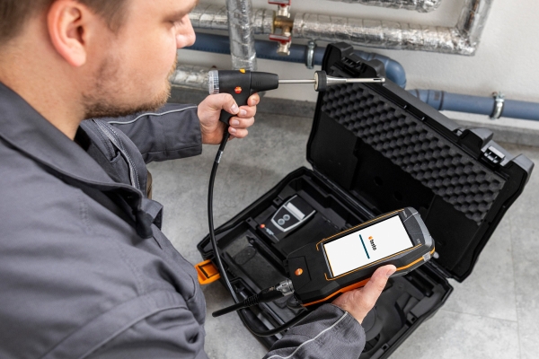 testo33005643000case015464x8192.jpg