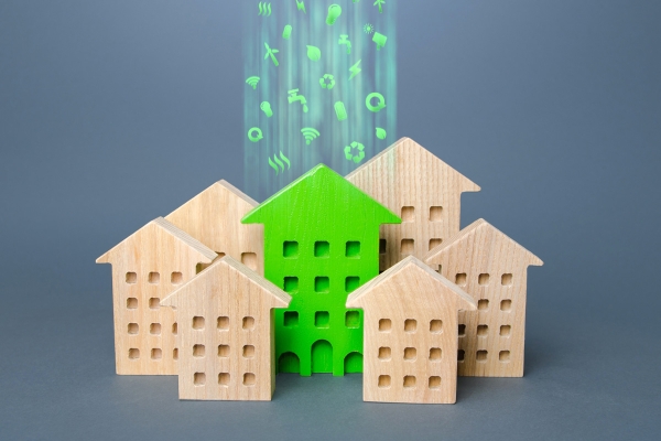 greenbuildingstandsoutamongthehouses20221109063635utc.jpg