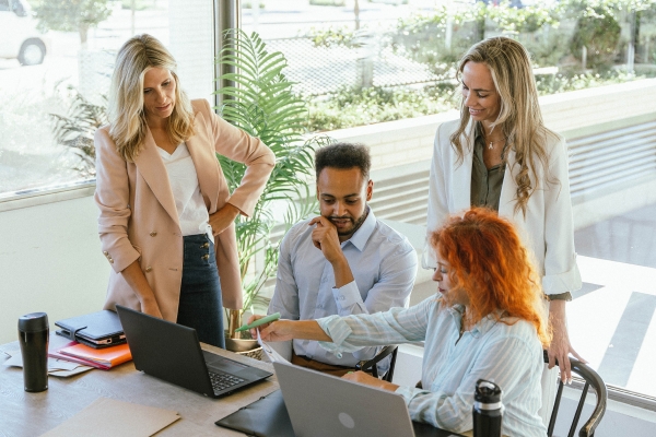groupofbusinesscolleagueworkingtogetherinth20231128044905utc.jpg