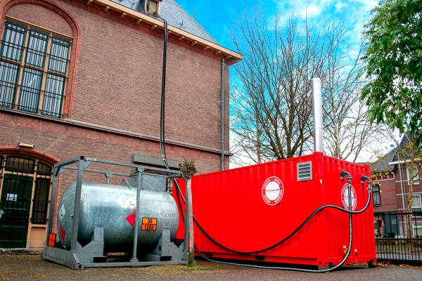 heatworldrentalsfoto1.jpg