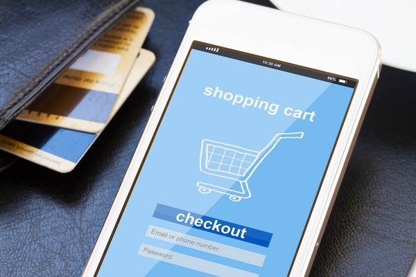 38120344mobileshoppingconcept.jpg
