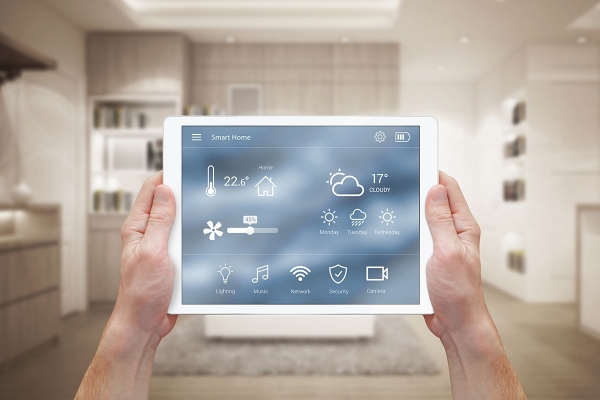 58852878smarthomecontroloptablet.jpg